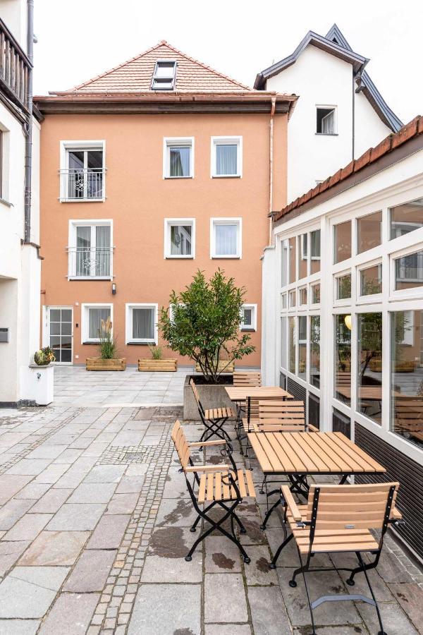 Altstadthotel Bachbraeu Weilheim in Oberbayern Bagian luar foto